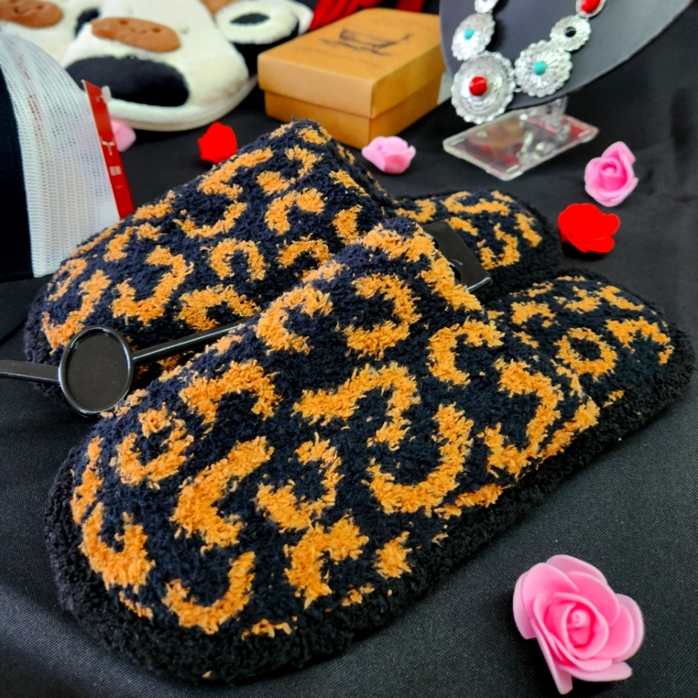 Leopard print slippers